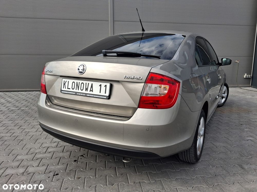 Skoda RAPID 1.2 TSI Elegance Max - 34