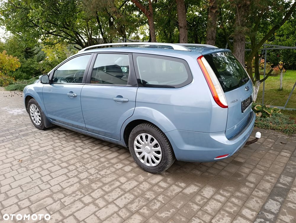 Ford Focus 1.6 16V Ambiente - 4