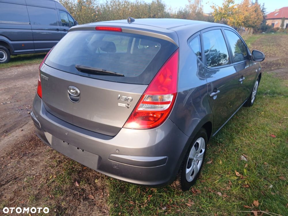 Hyundai I30 2009 photo 3