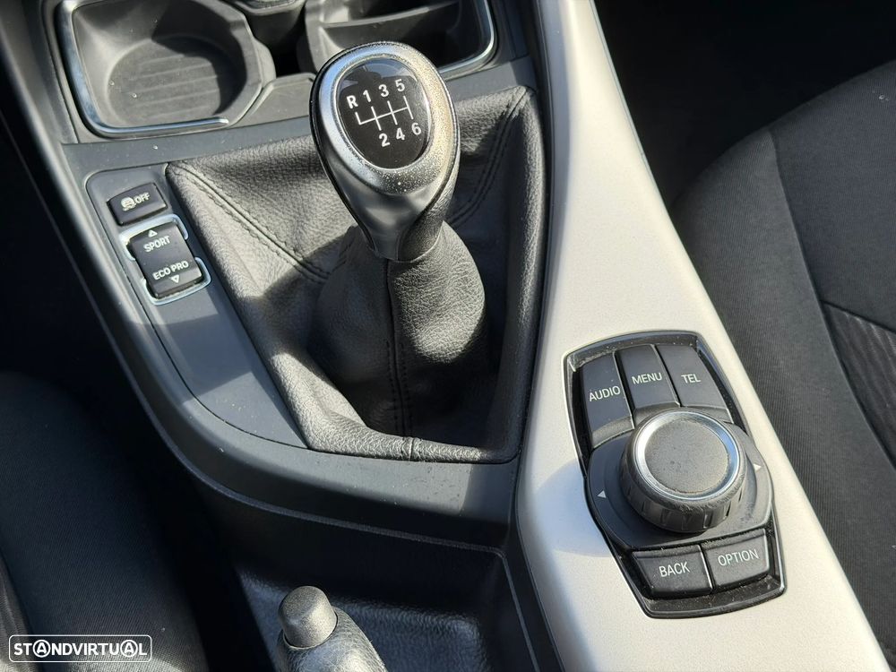 BMW 116 i Advantage - 12