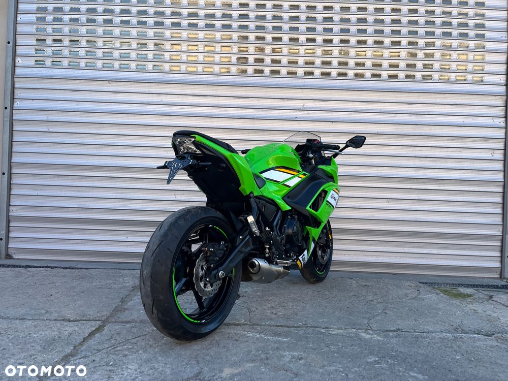 Kawasaki Ninja - 16