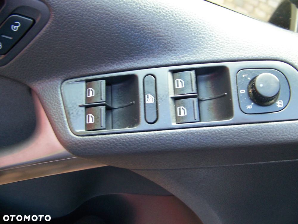 Volkswagen Tiguan 1.4 TSI BlueMotion Technology Trend & Fun - 8