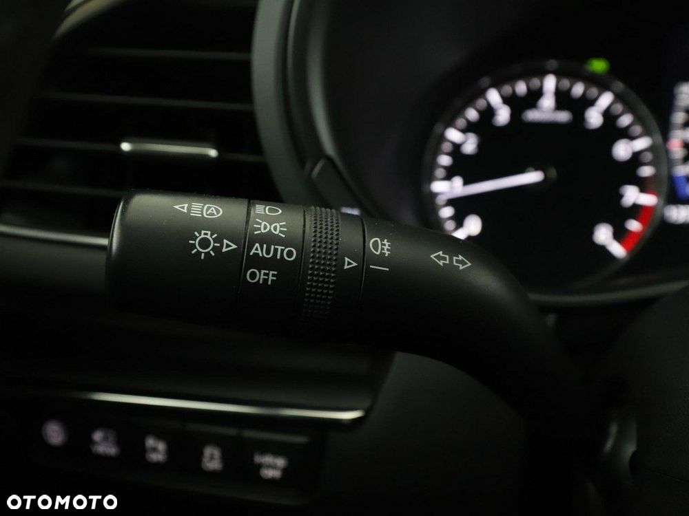 Mazda 3 SKYACTIV-X 2.0 M-Hybrid DRIVE - 35