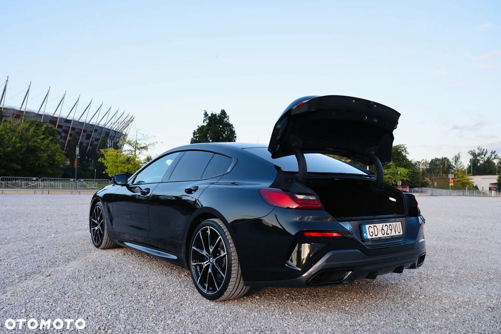 BMW Seria 8 - 15