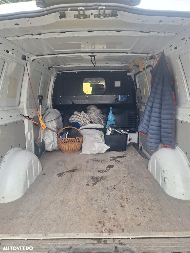Mercedes-Benz Vito - 10