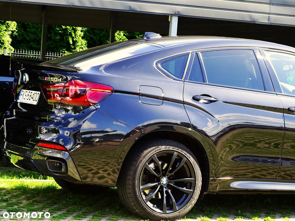 BMW X6M - 11