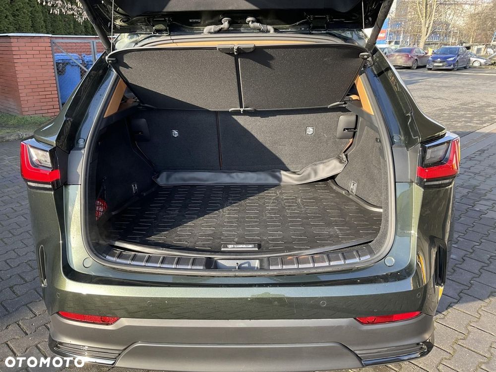 Lexus NX 350h Prestige AWD - 32