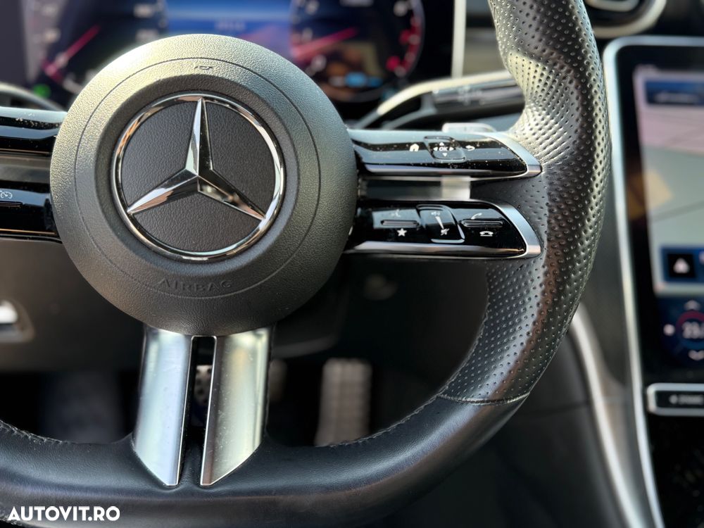Mercedes-Benz C 300 4Matic 9G-TRONIC AMG Line - 8