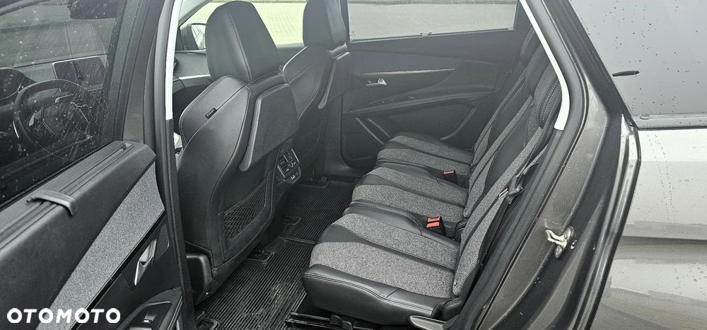 Peugeot 5008 BlueHDi 130 EAT8 Allure - 9