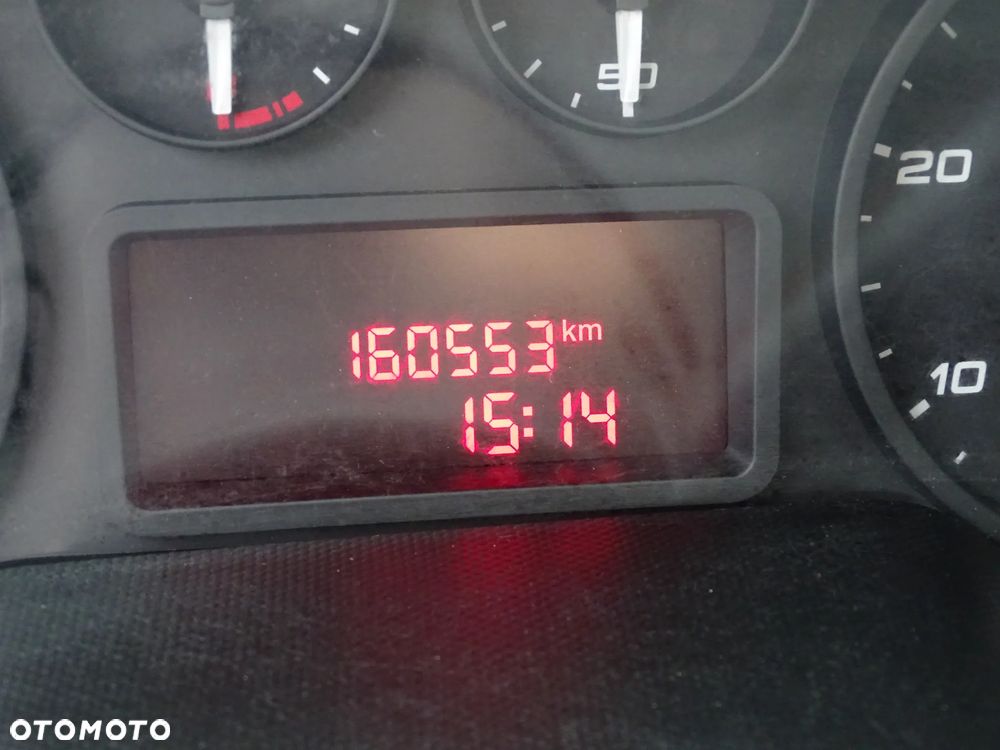 Iveco 35C14 Wywrotka Podwójna Kabina 6 osób - 10