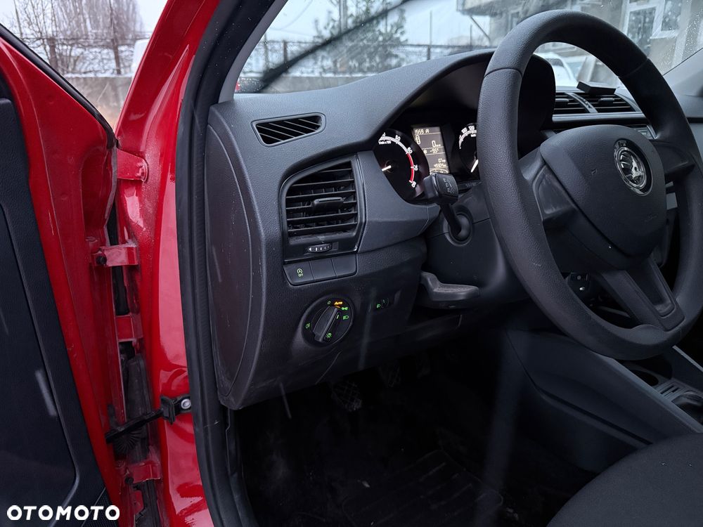 Skoda Fabia 1.0 MPI Active - 14