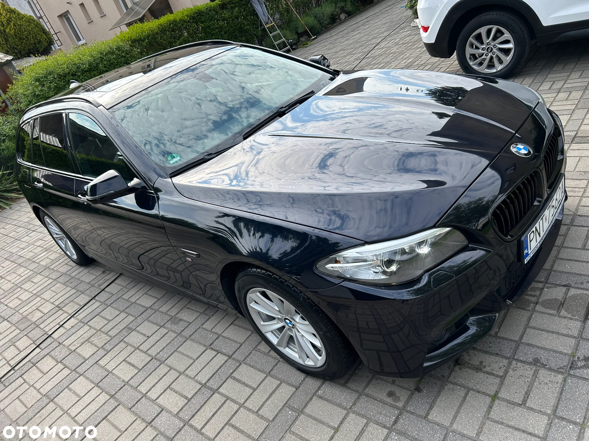 BMW Seria 5 520d xDrive - 4