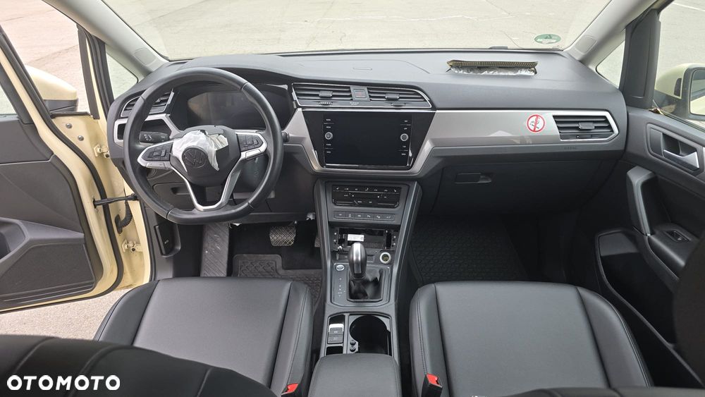 Volkswagen Touran - 9