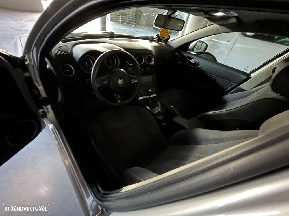 Alfa Romeo 159 1.9 JTDm 16V Sportiva - 6