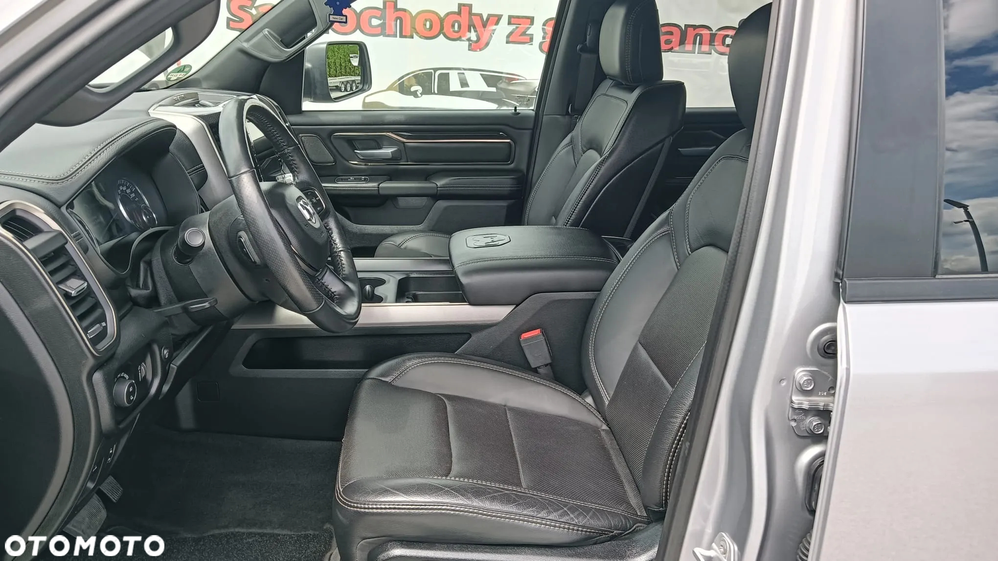 Dodge RAM 1500 5.7 4x4 - 26