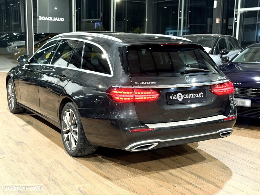 Mercedes-Benz E 300 de Avantgarde 4Matic - 32