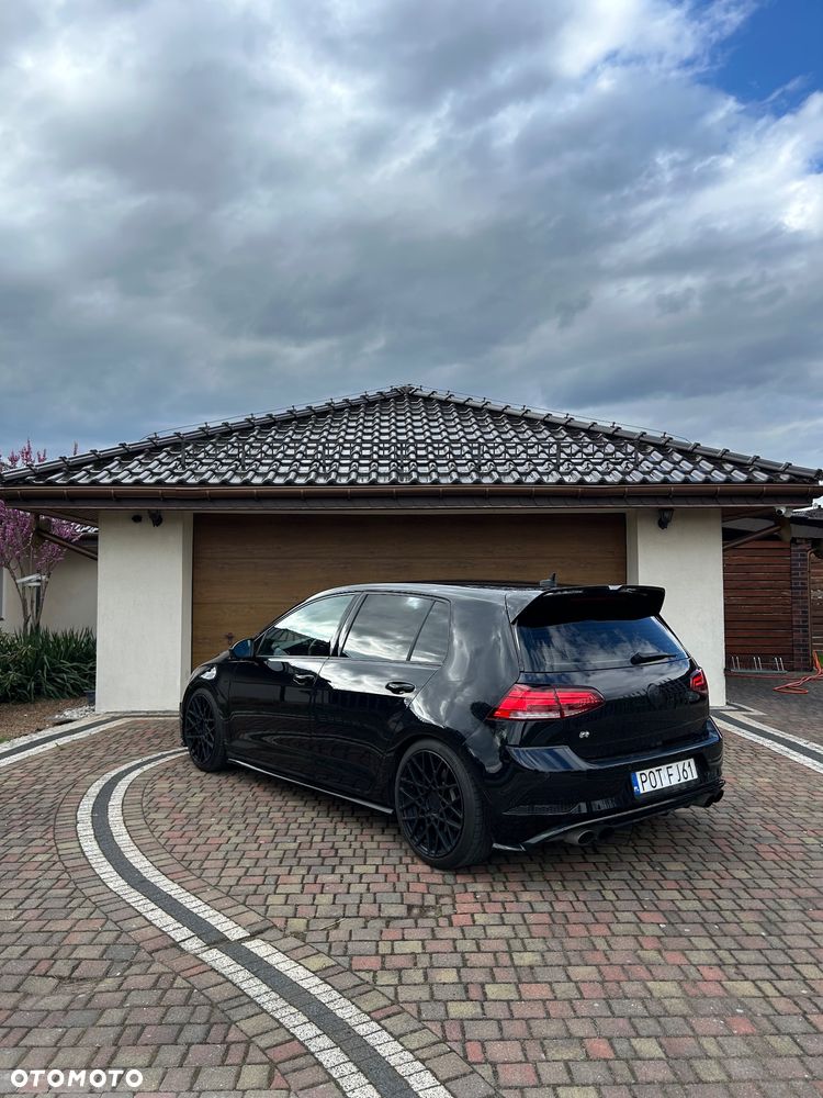 Volkswagen Golf R 4Motion (BlueMotion Technology) DSG - 4