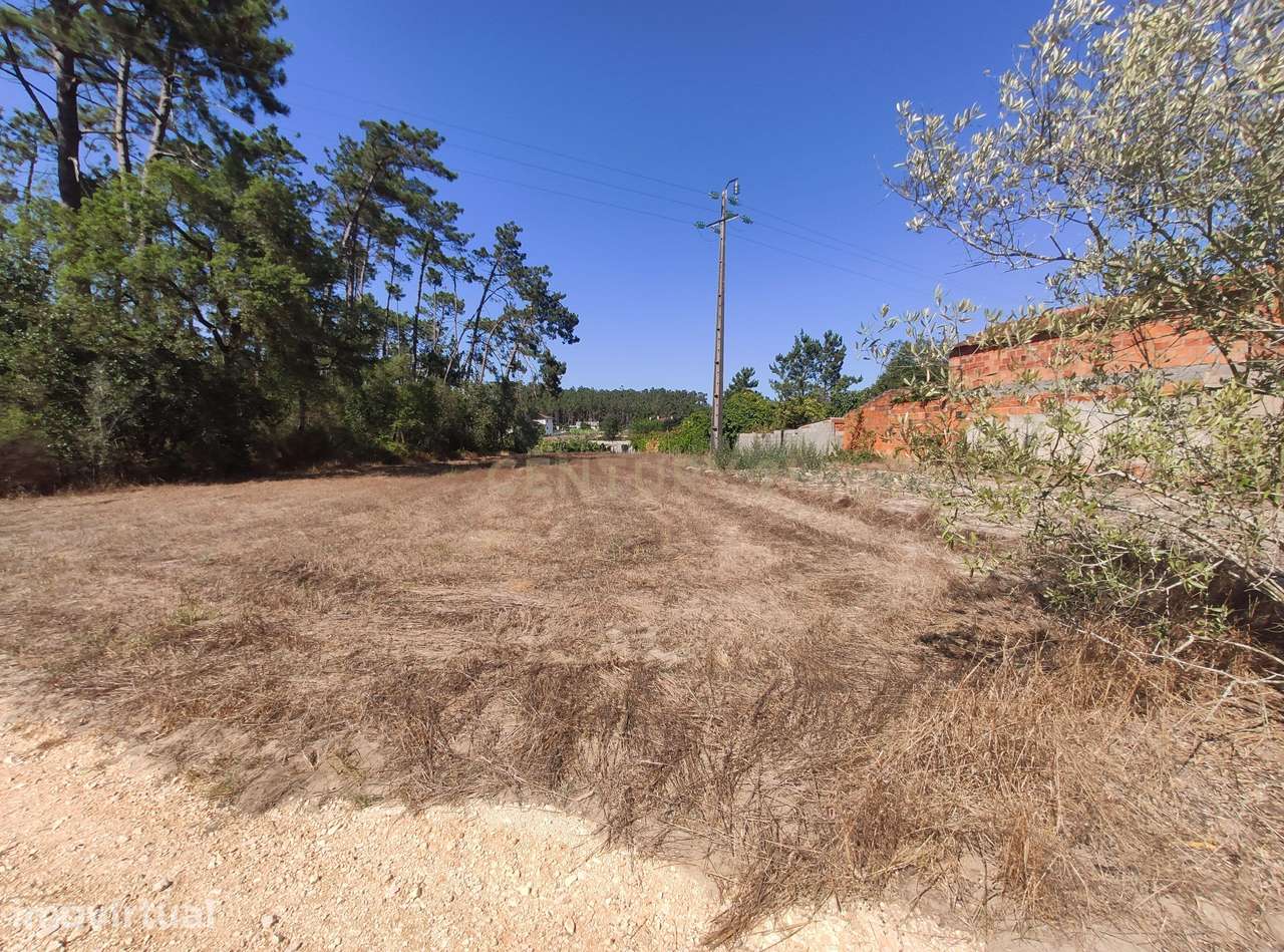 Terreno para construção - Grande imagem: 2/5