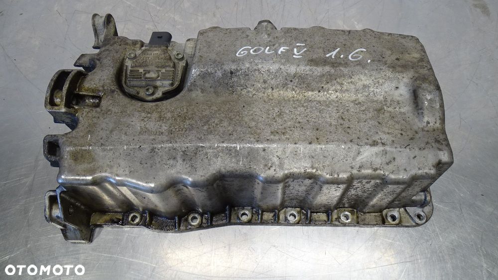 MISA OLEJOWA VOLKSWAGEN GOLF V 1.6 06A103603R - 1