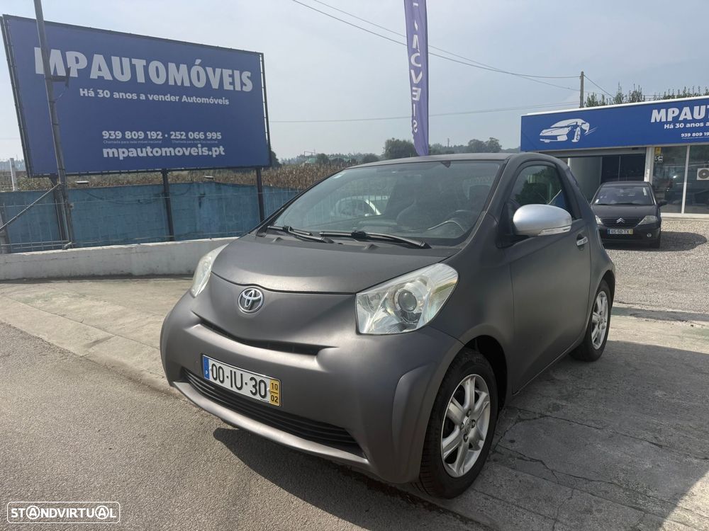 Toyota iQ 1.0 VVT-i