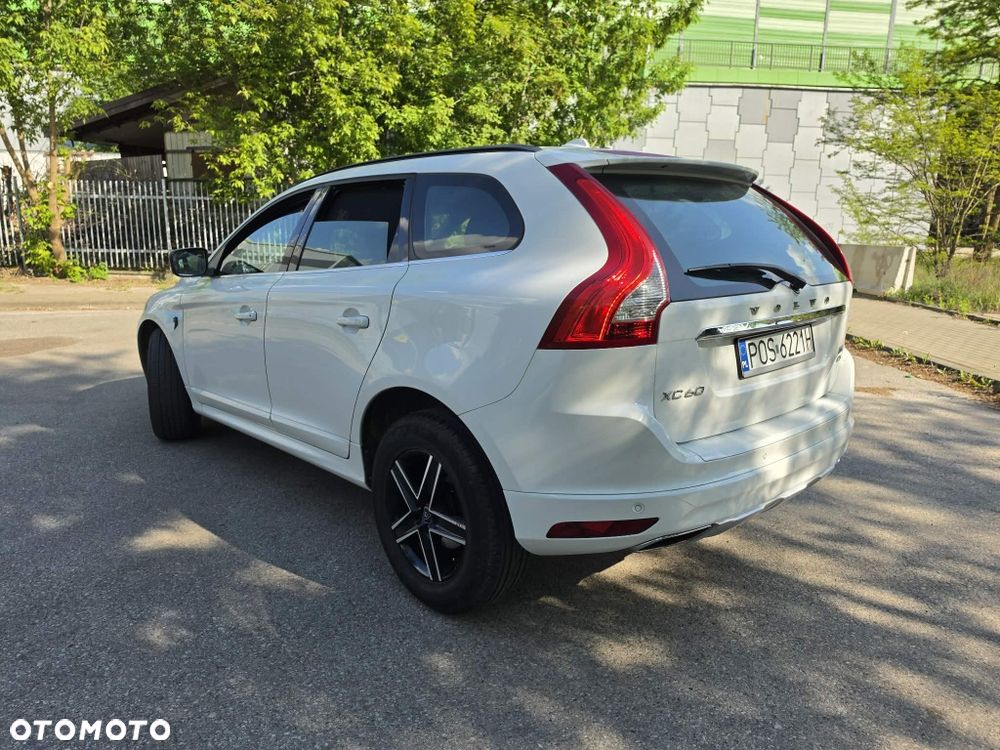 Volvo XC 60 - 4