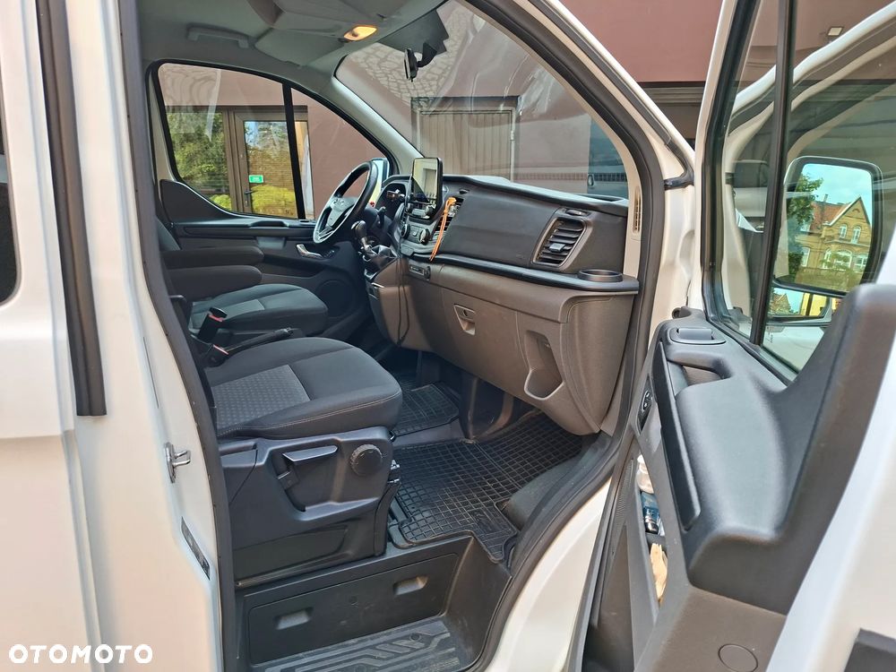 Ford Tourneo Courier - 15