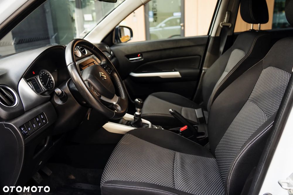 Suzuki Vitara 1.6 DDiS (4x4) Allgrip Comfort+ - 32