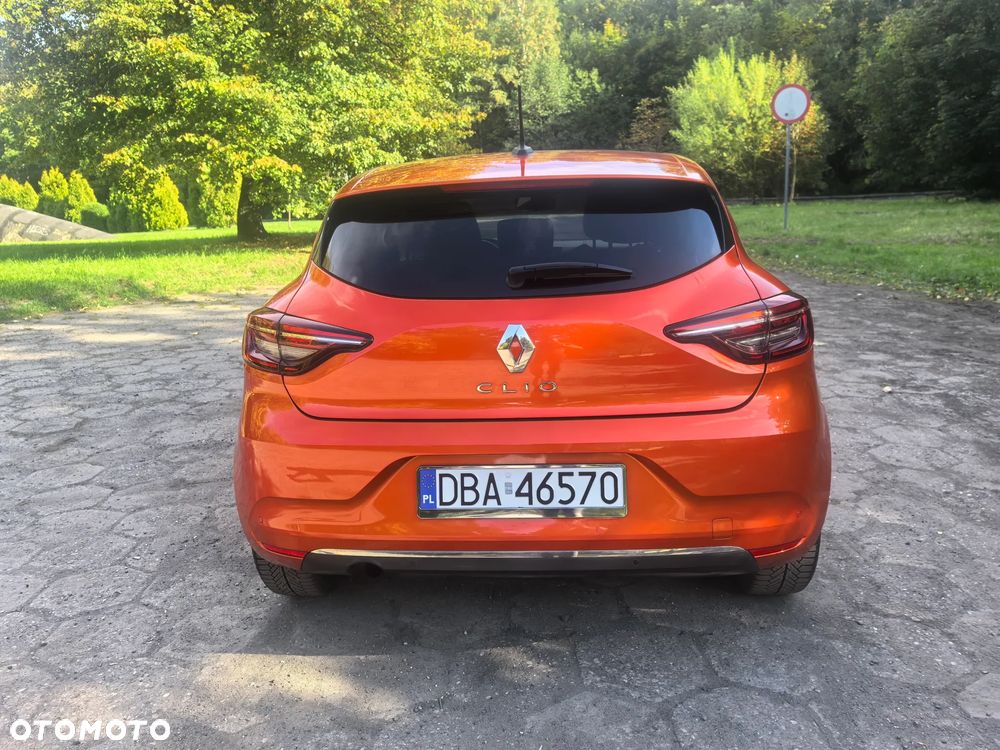 Renault Clio - 8