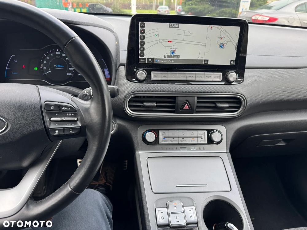 Hyundai Kona Electric 64kWh Premium - 15