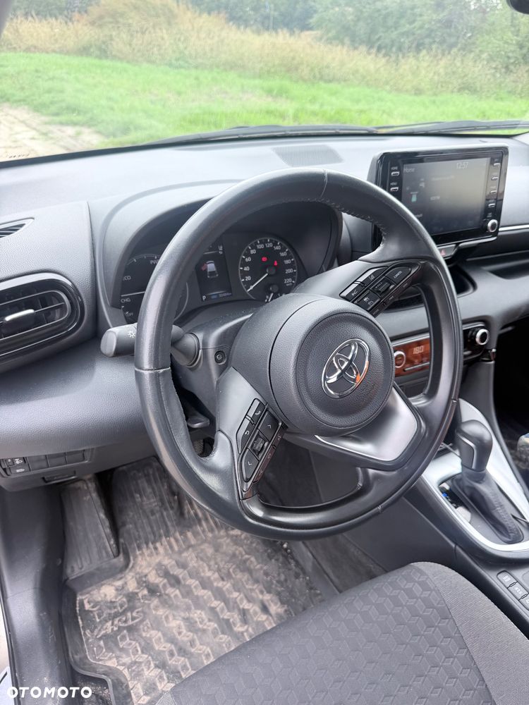 Toyota Yaris - 6