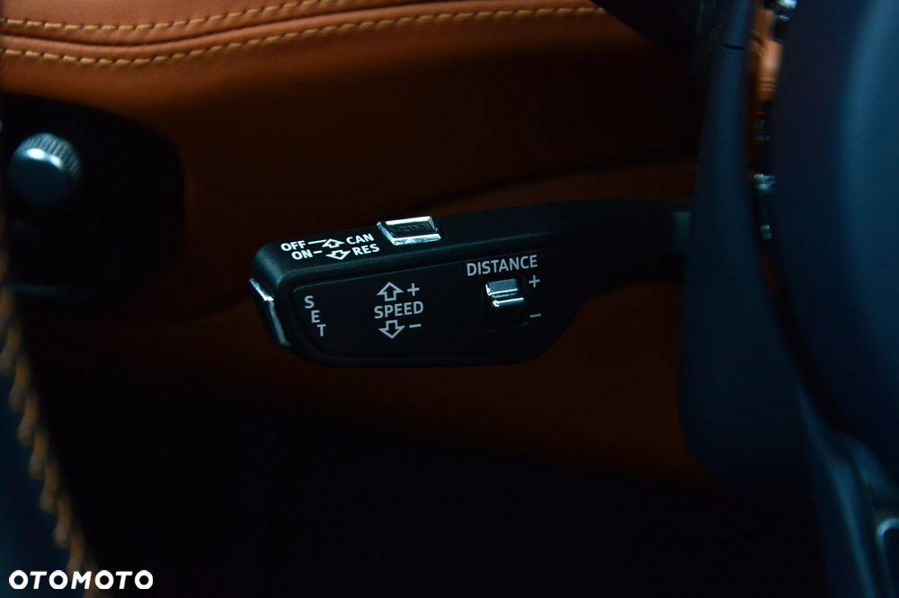 Bentley Bentayga V8 - 34