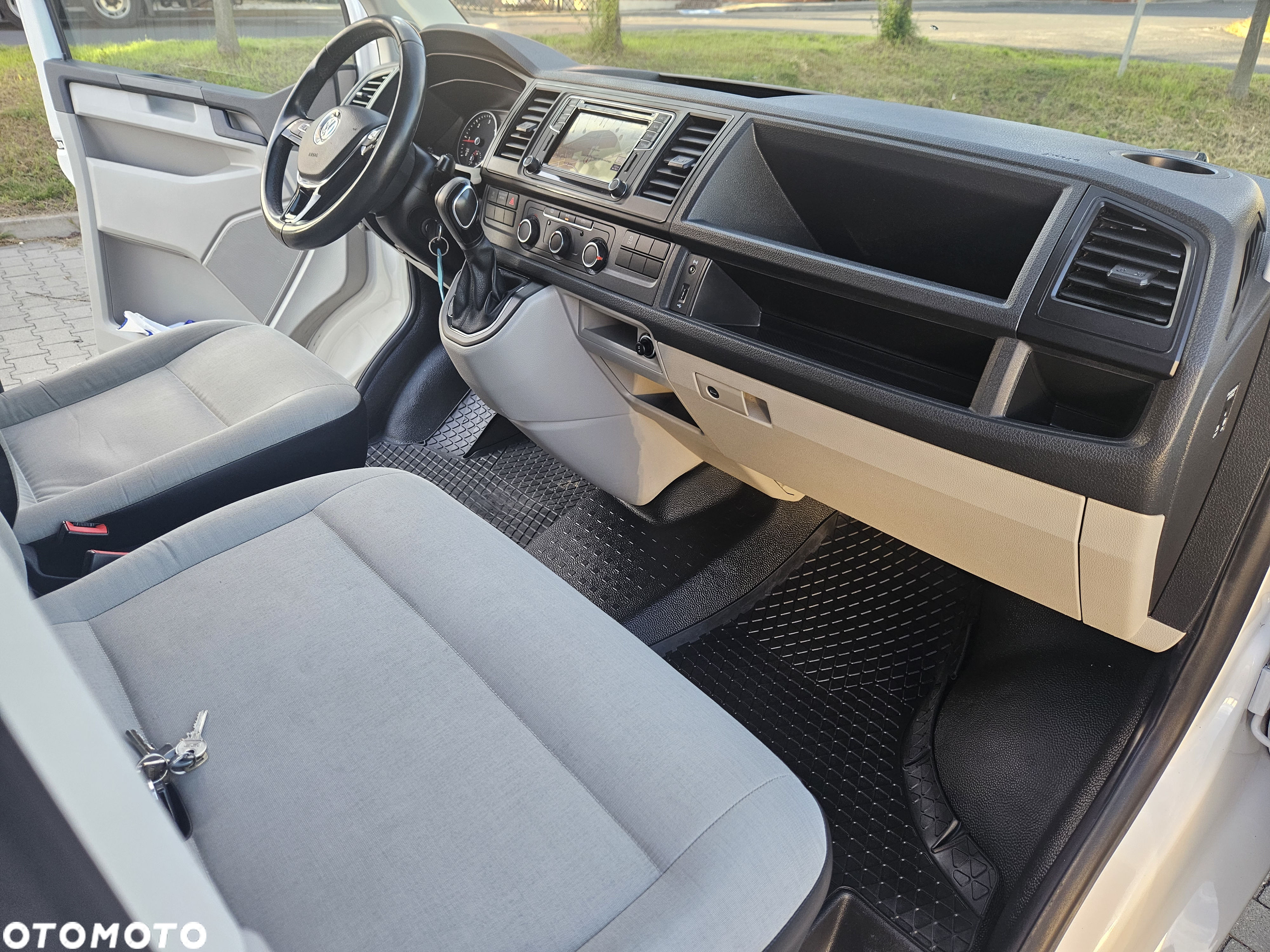 Volkswagen Transporter - 21