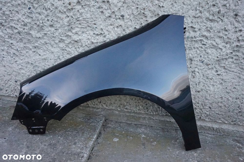 BŁOTNIK PRZEDNI LEWY VW GOLF V 5 LC9X - 1