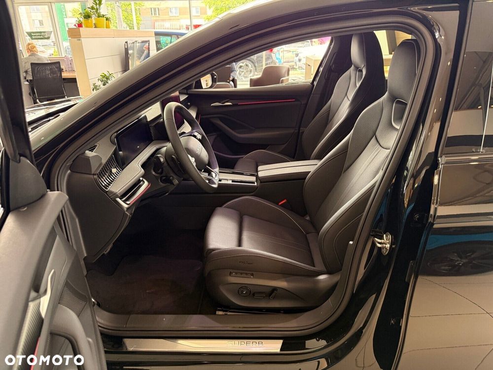 Skoda Superb 2.0 TSI Sportline DSG - 11