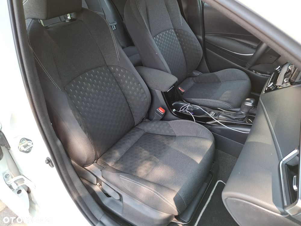 Toyota Corolla 1.8 Hybrid Comfort - 19