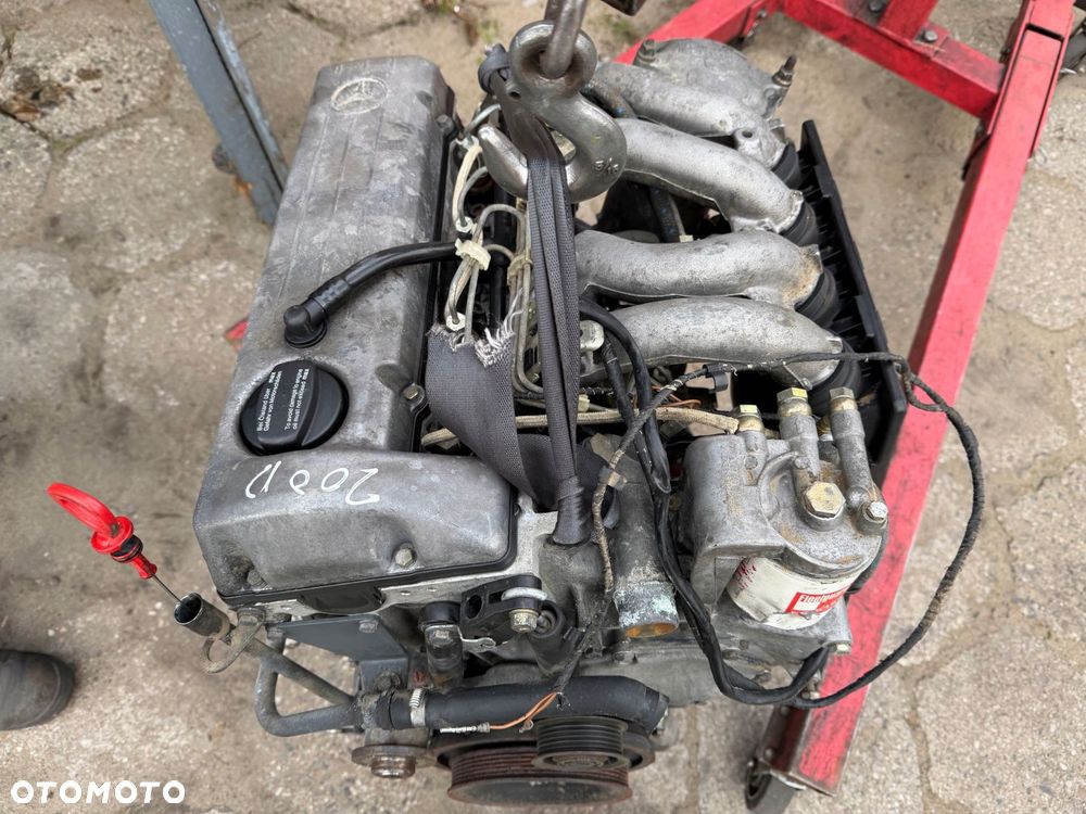 silnik kompletny mercedes e w124 190 w201 200d 2.0 d om601 75km wózek widło - 5