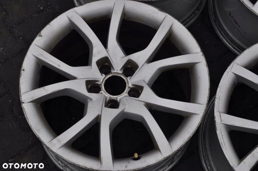 AUDI  FELGI ALUMINIOWE 18 8.5J ET29 5x112 - 3