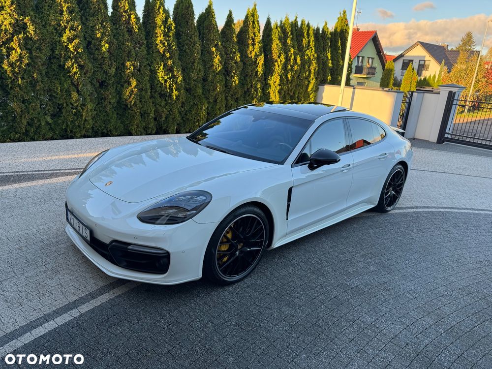 Porsche Panamera 4S - 10