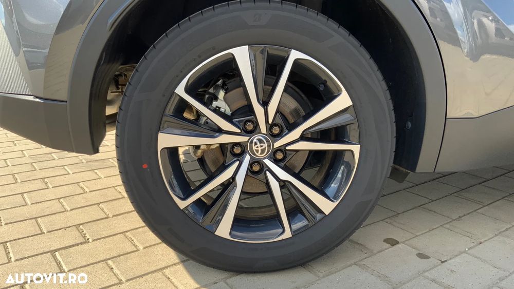Toyota C-HR 1.8 HEV 140 CP 4x2 CVT Dynamic - 31