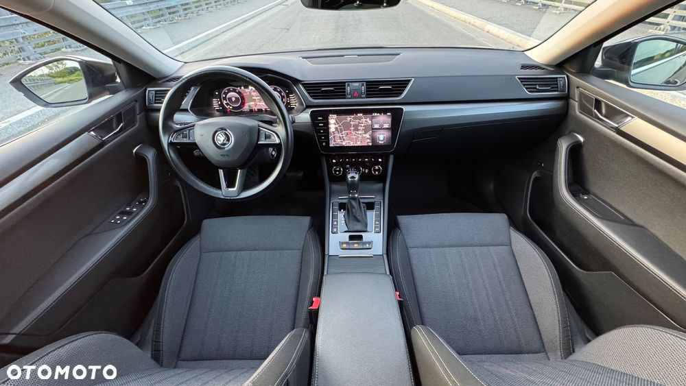 Skoda Superb 2.0 TDI Style DSG - 20