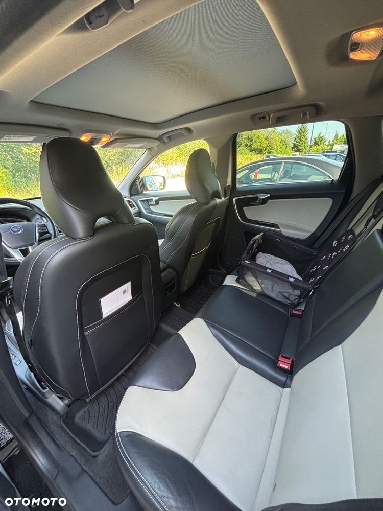 Volvo XC 60 T6 AWD Drive-E Summum - 12