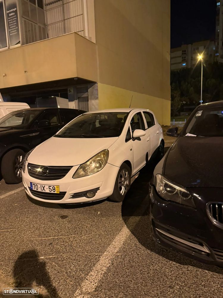 Opel Corsa 1.3 CDTi Enjoy EcoFLEX - 2