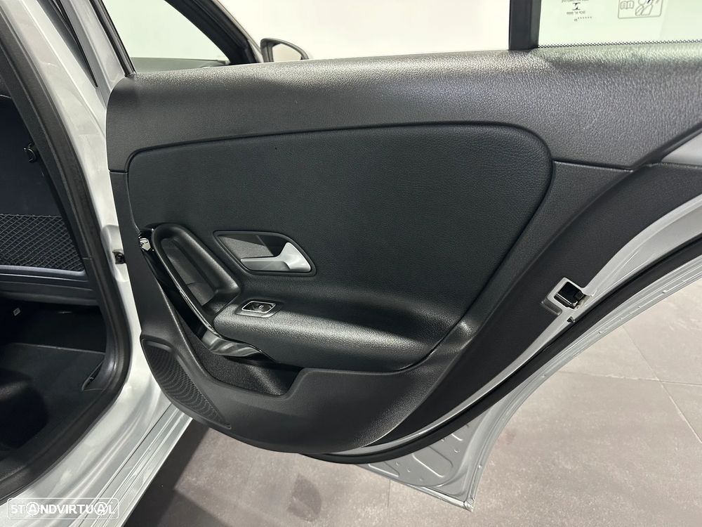 Mercedes-Benz A 180 d Progressive - 43