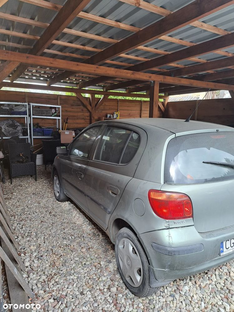 Toyota Yaris 1.3 Sol - 6