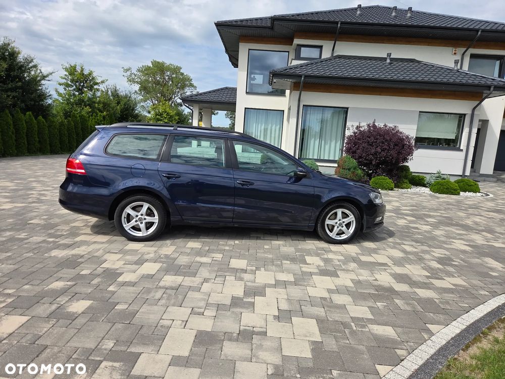 Volkswagen Passat 2.0 Blue TDI SCR Comfortline - 31