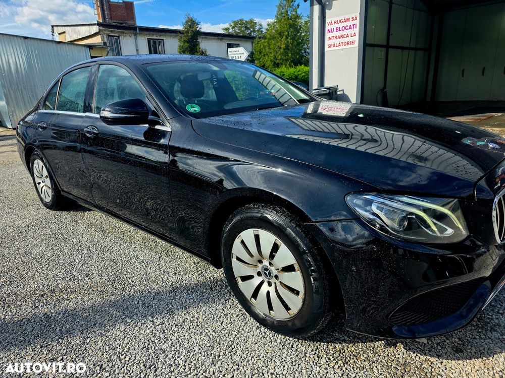 Mercedes-Benz E - 4