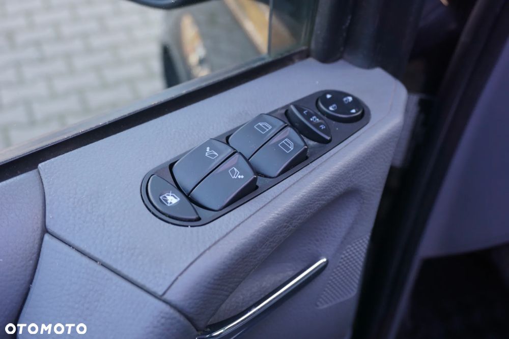 Mercedes-Benz Viano 2.2 CDI kompakt Trend Activity - 19