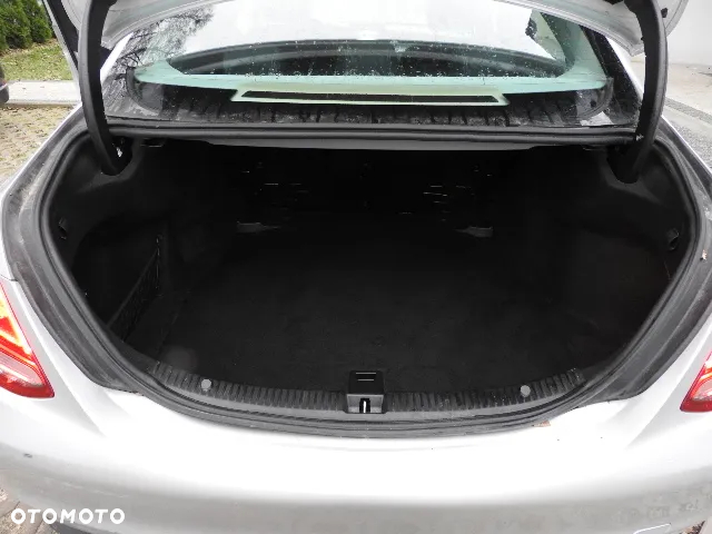 Mercedes-Benz Klasa C 180 (BlueTEC) d 7G-TRONIC - 16