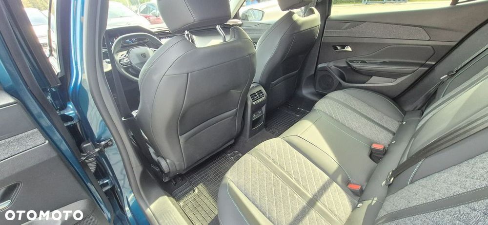 Peugeot 408 1.2 PureTech Allure S&S EAT8 - 23