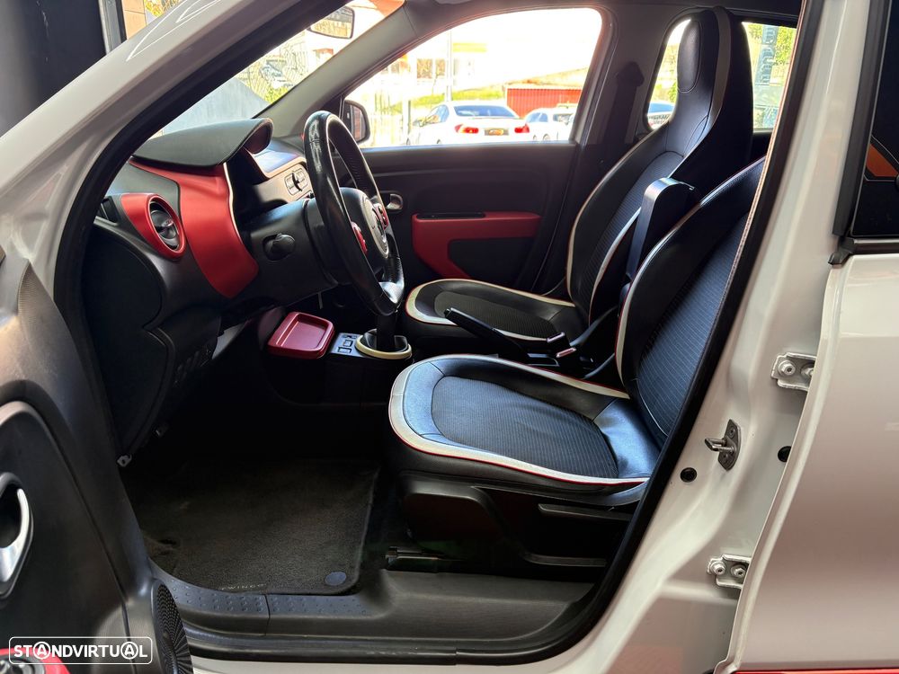 Renault Twingo 0.9 TCe Exclusive - 36